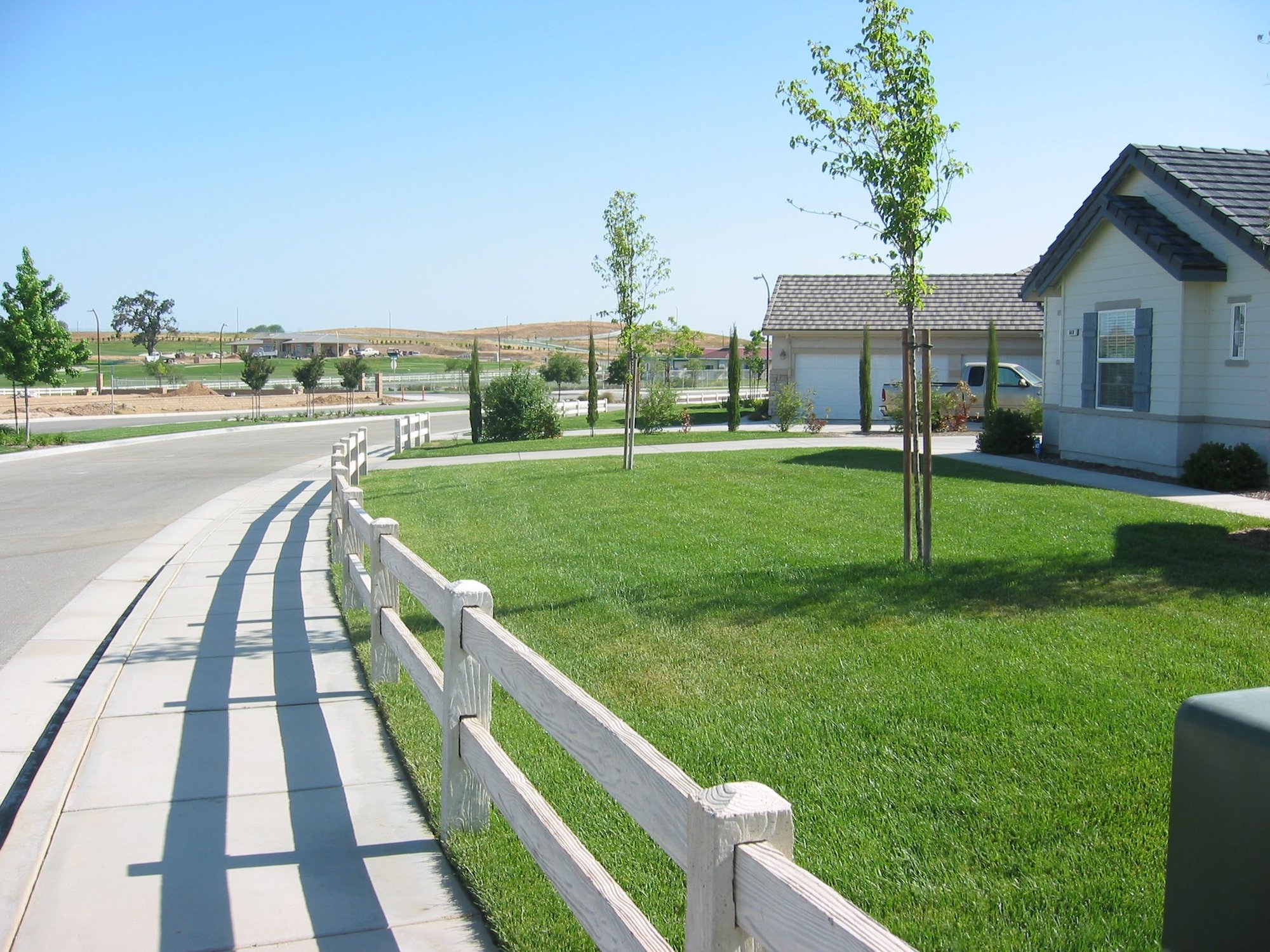 concrete rail fence development