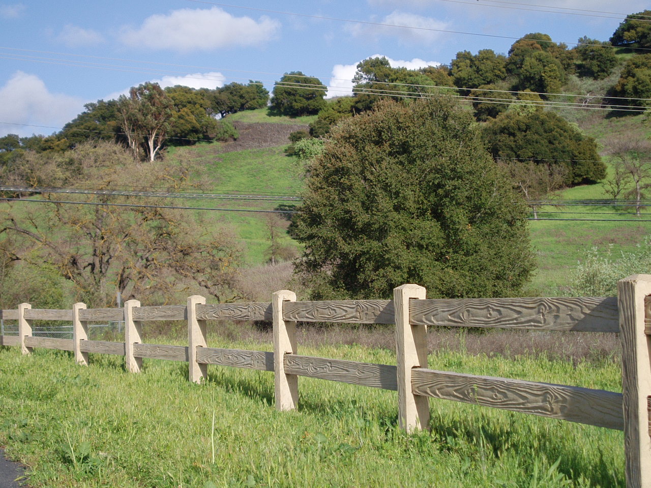 RanchRail Concrete Fence