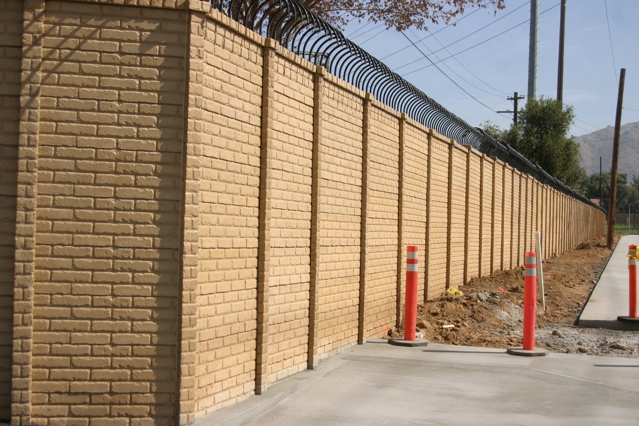 Precast Concrete Screening Wall OldBrick-1