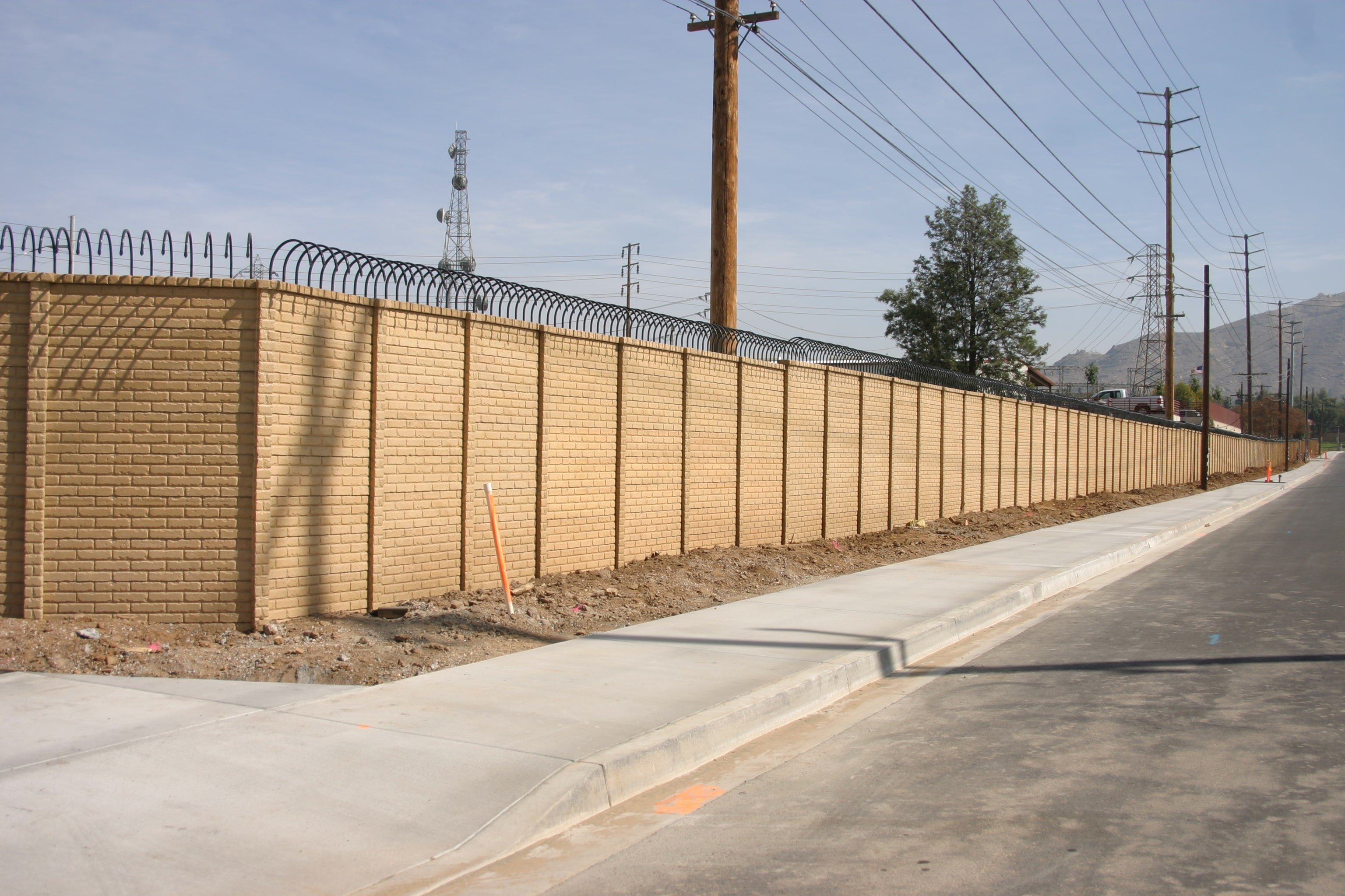 Precast Concrete Screening Wall OldBrick